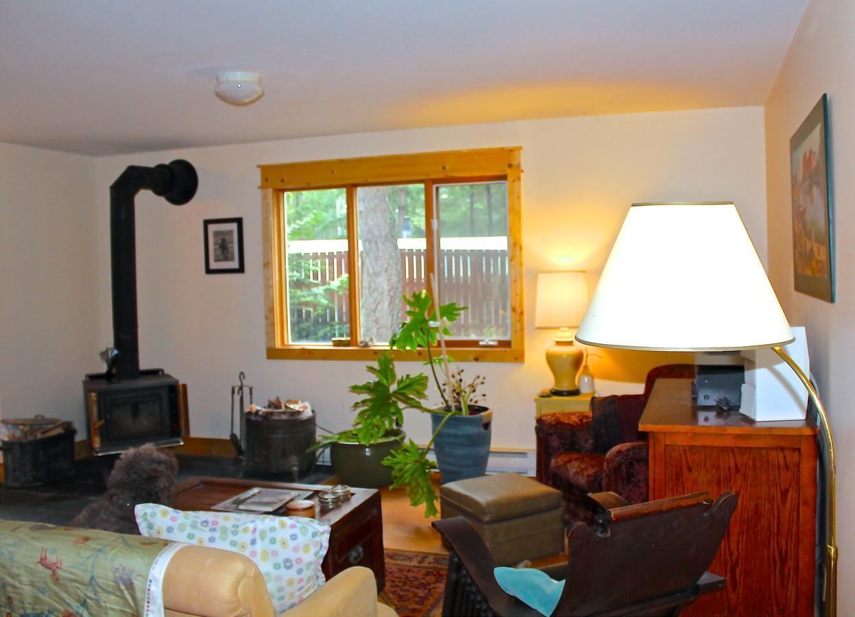 The Perch On Gabriola Bed and Breakfast Exterior foto