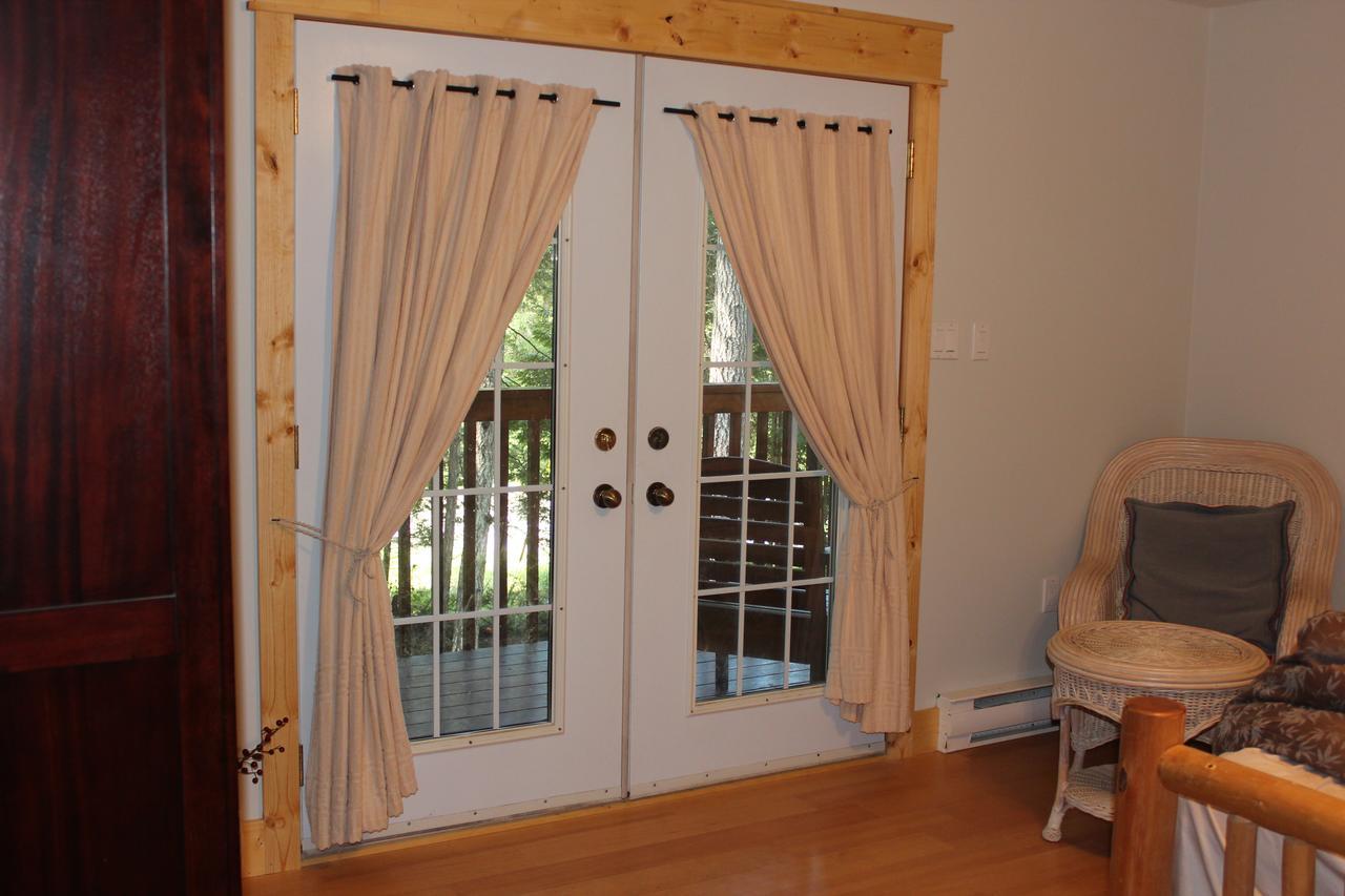 The Perch On Gabriola Bed and Breakfast Exterior foto